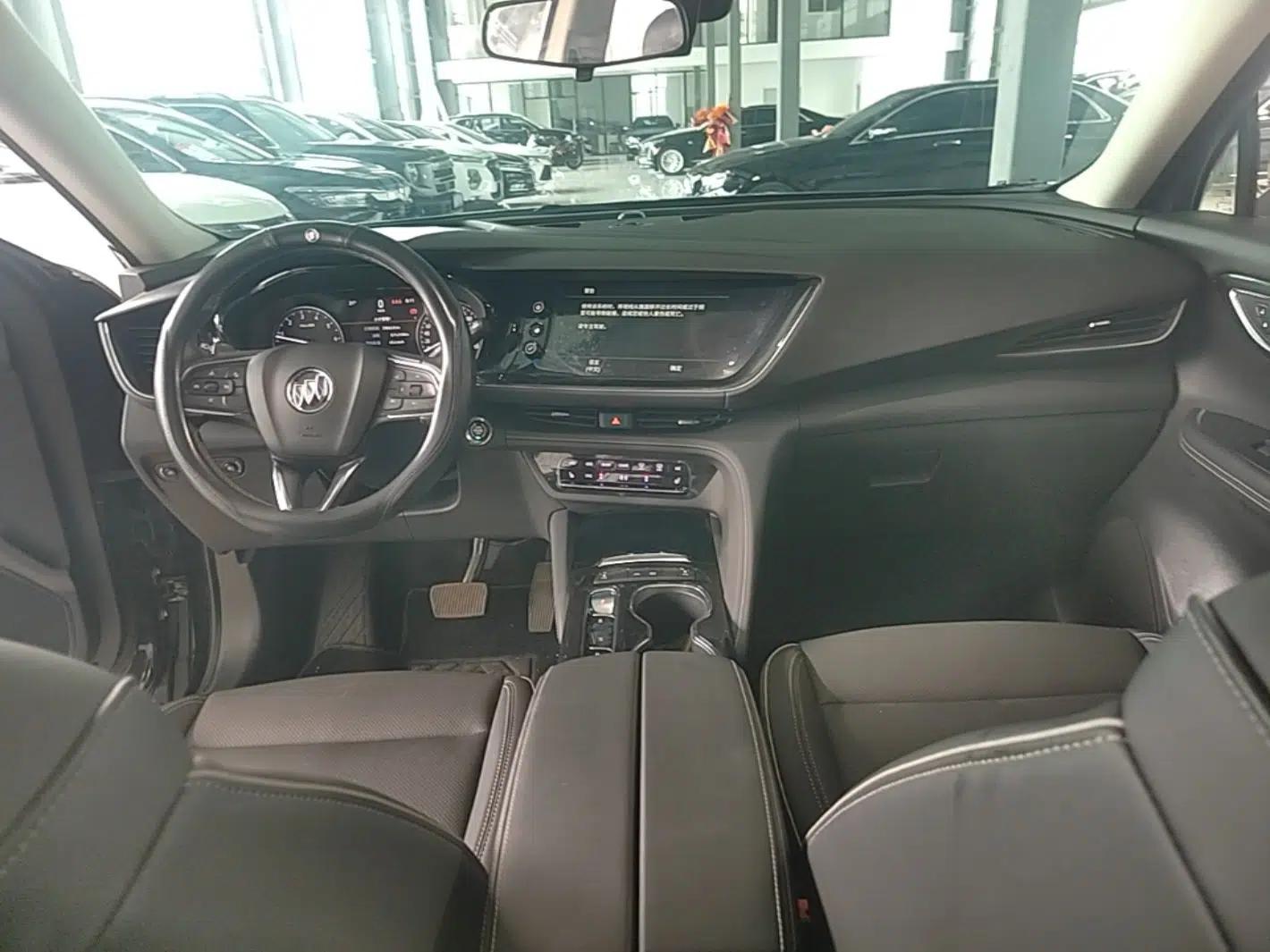 Buick Envision 2023 Encore S 552T Two-Wheel Drive Luxury Model — миниатюра 13