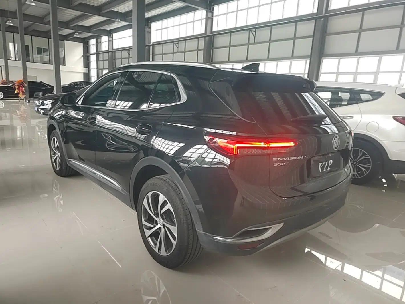 Buick Envision 2023 Encore S 552T Two-Wheel Drive Luxury Model — миниатюра 4