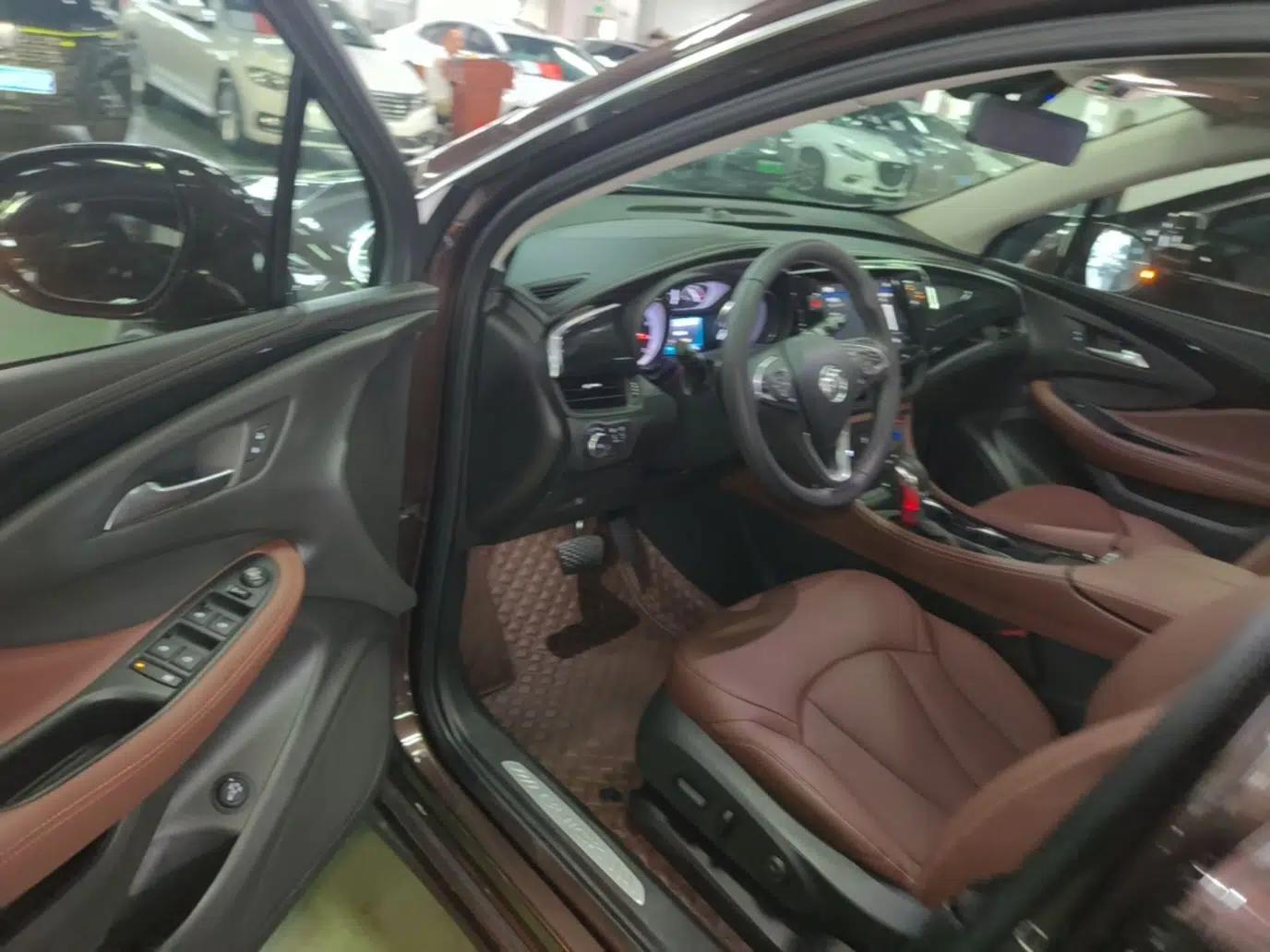 Buick Envision 2021 532T Two-Wheel-Drive Luxury Version — миниатюра 19