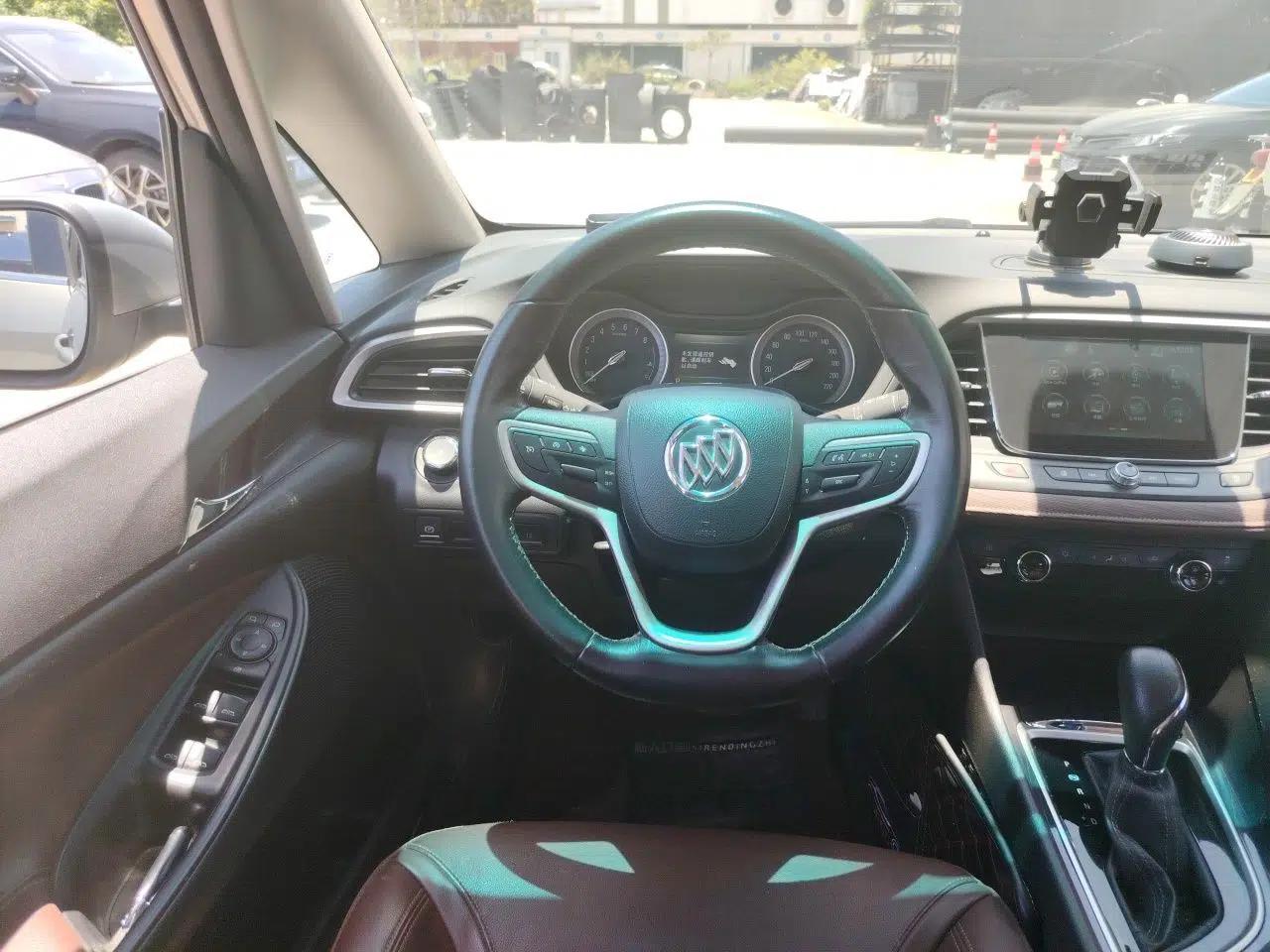 Buick GL6 2018 18T 6-Seater Luxury Model — миниатюра 11