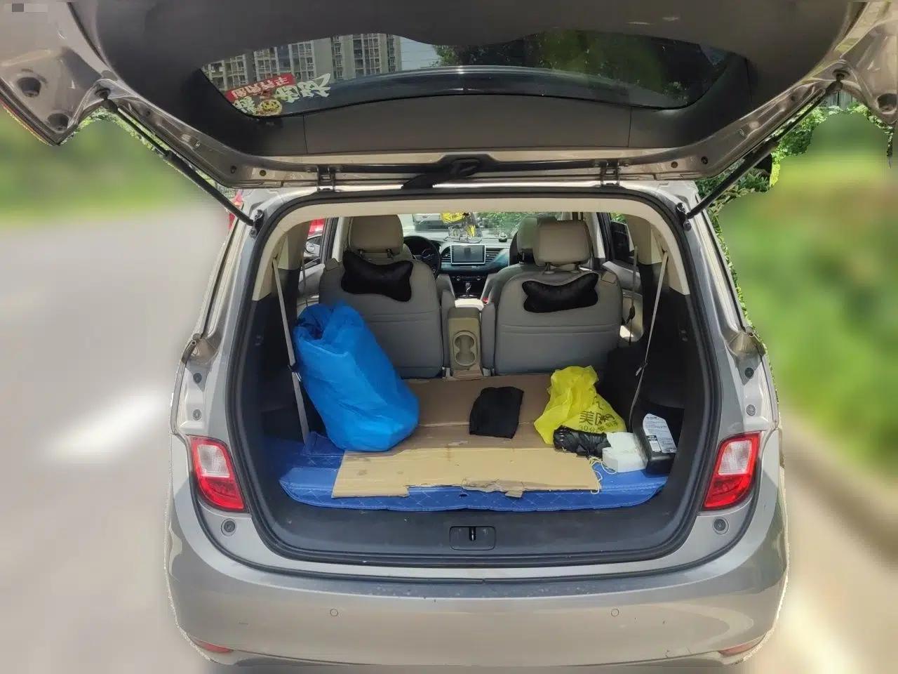 Buick GL6 2019 18T 6-Seater Elite Version China VI Standard — миниатюра 20