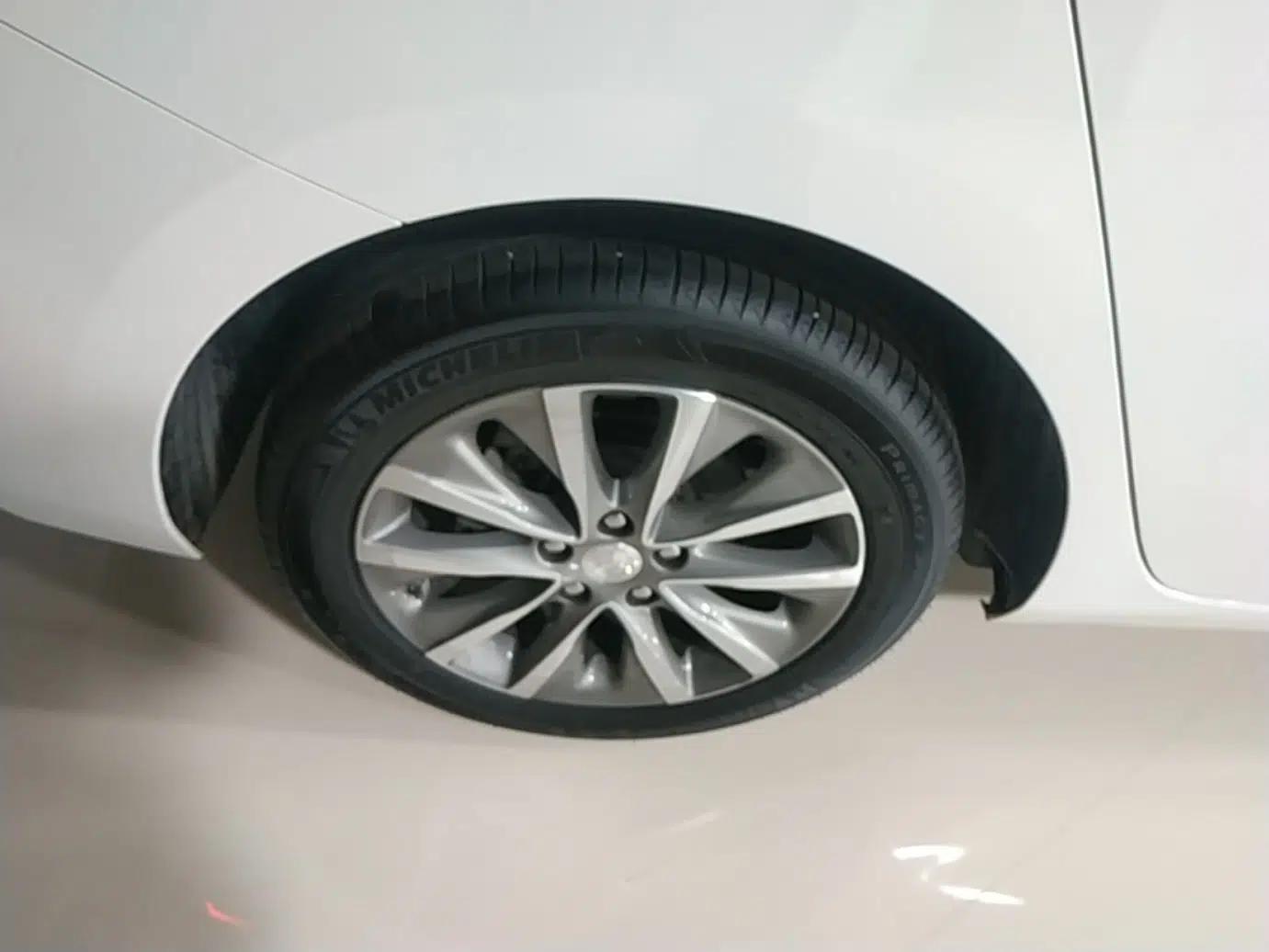Buick GL6 2021 323T Mild Hybrid Connect Luxury Model — миниатюра 10