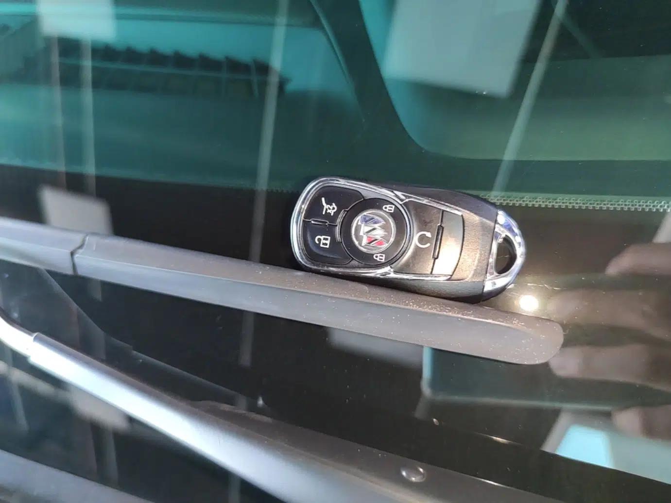 Buick Enclave 2020 28T Four-Wheel Drive Luxury Flagship Edition — миниатюра 12