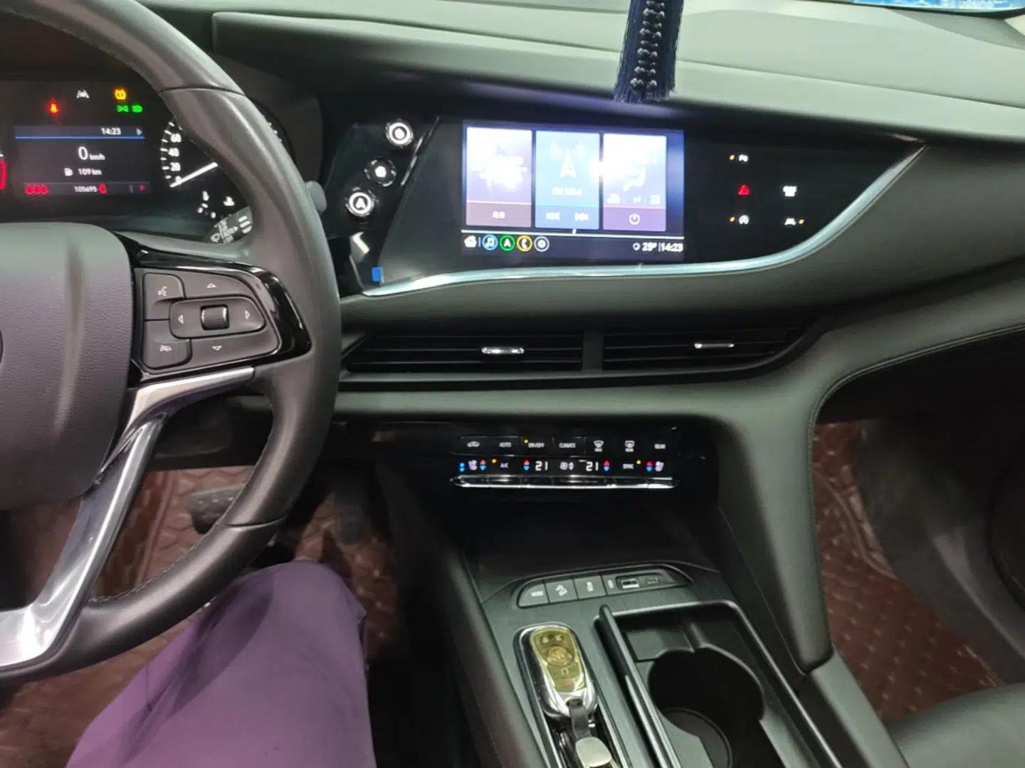 Buick Enclave 2020 28T Two-Wheel Drive Prestige Version — миниатюра 16