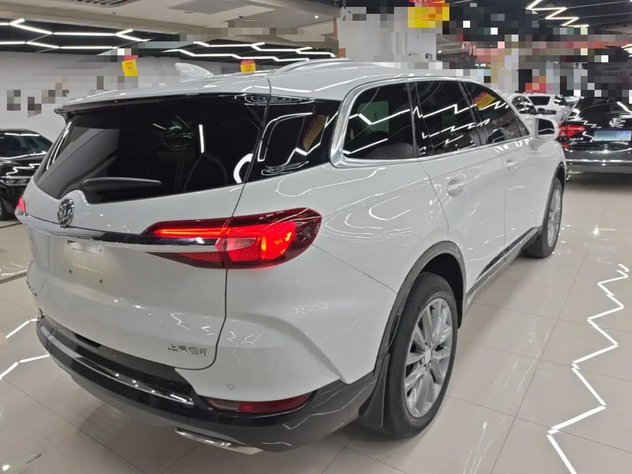 Buick Enclave 2020 28T Two-Wheel Drive Prestige Version — миниатюра 6