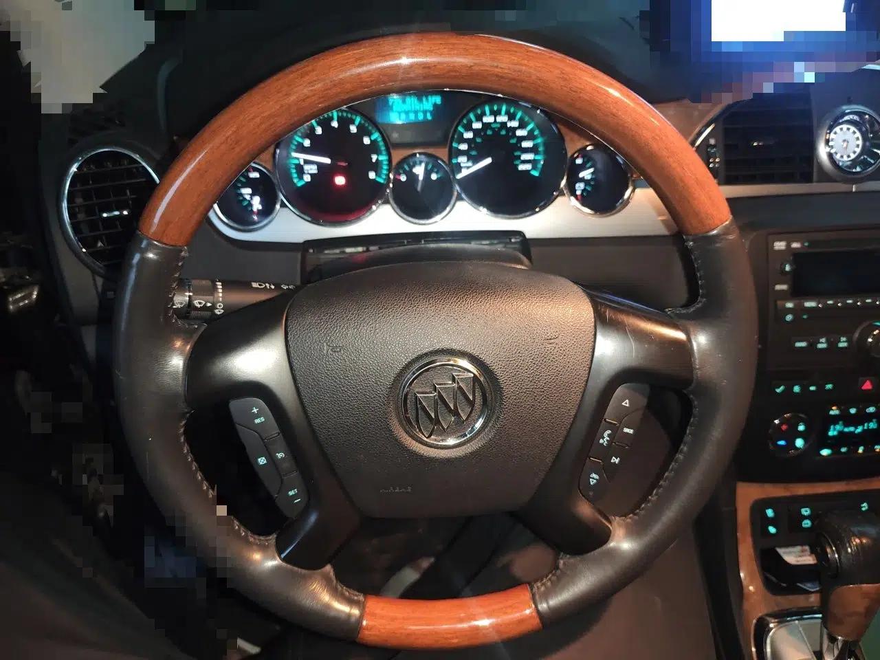 Buick Enclave 2010 3.6L Flagship Edition — миниатюра 11