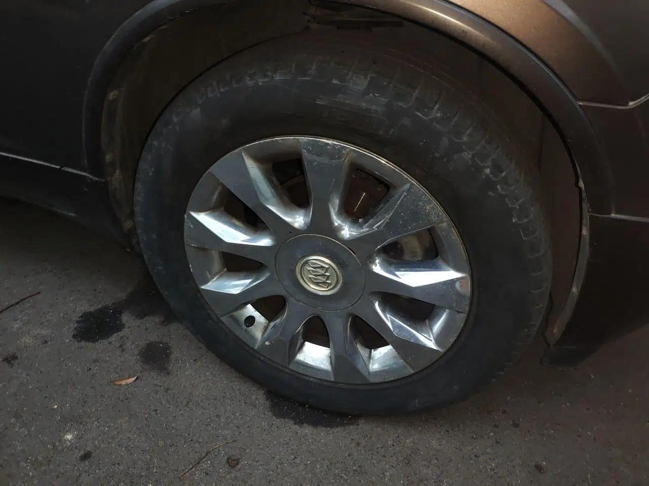 Buick Enclave 2010 3.6L Flagship Edition — миниатюра 8
