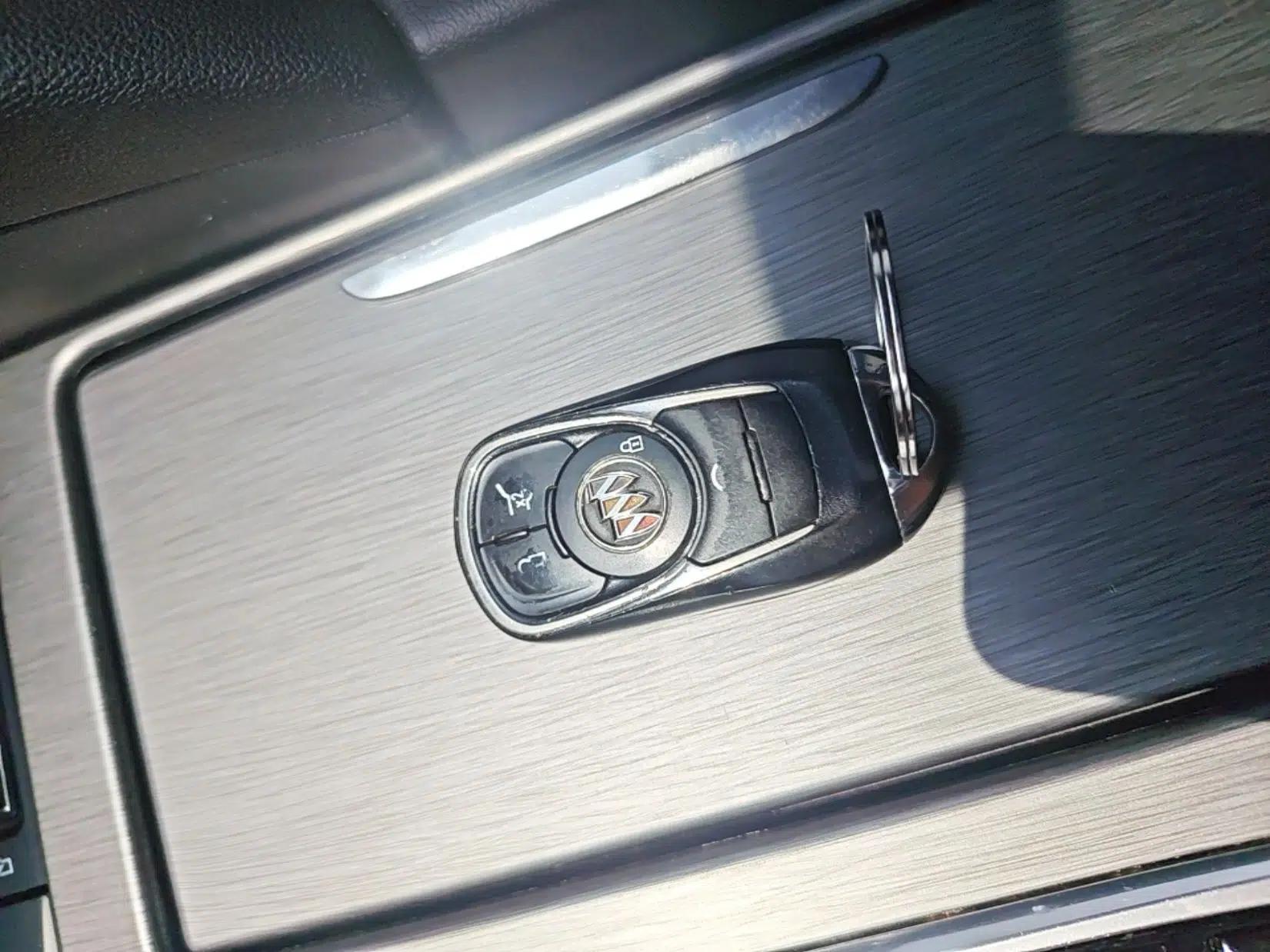 Buick Enclave 2020 28T Two-Wheel Drive Prestige Version — миниатюра 12