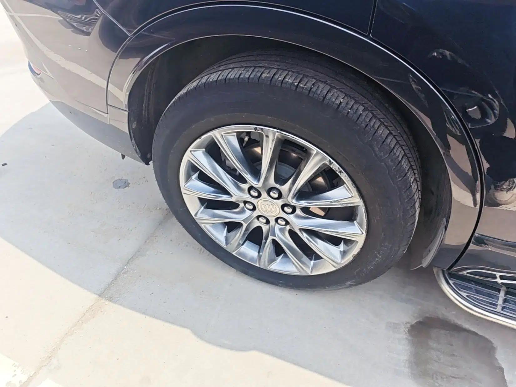 Buick Enclave 2020 28T Two-Wheel Drive Prestige Version — миниатюра 10