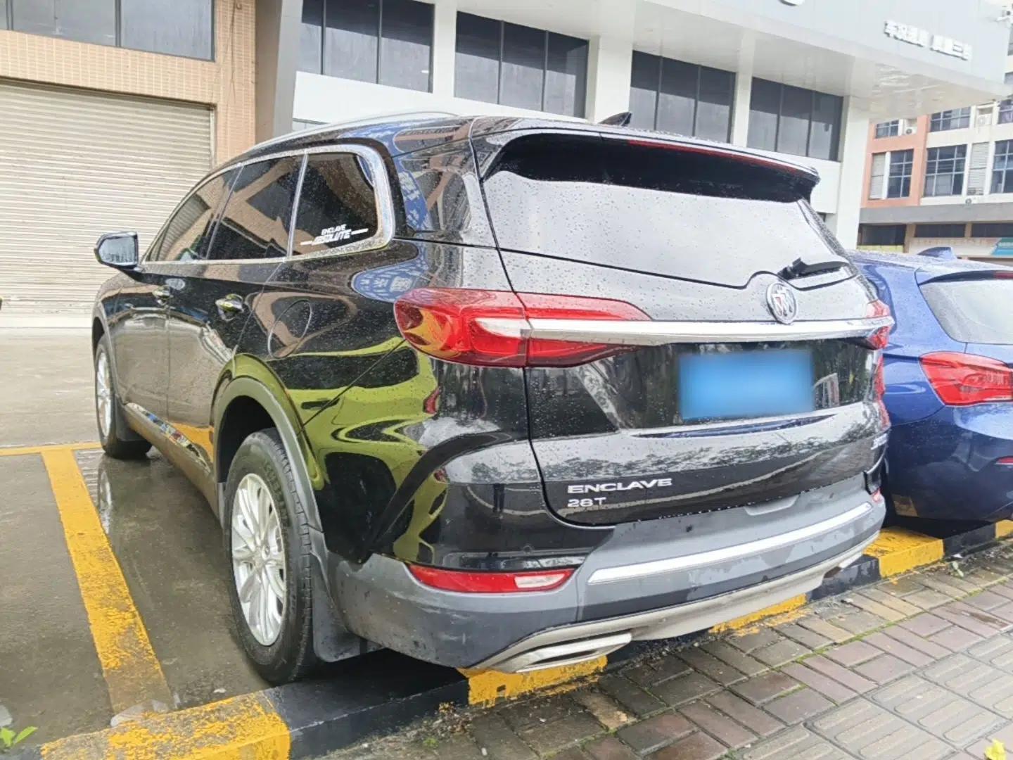 Buick Enclave 2020 28T Two-Wheel Drive Luxury Version — миниатюра 4