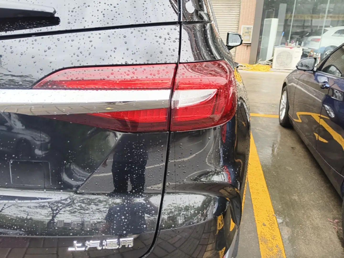 Buick Enclave 2020 28T Two-Wheel Drive Luxury Version — миниатюра 7
