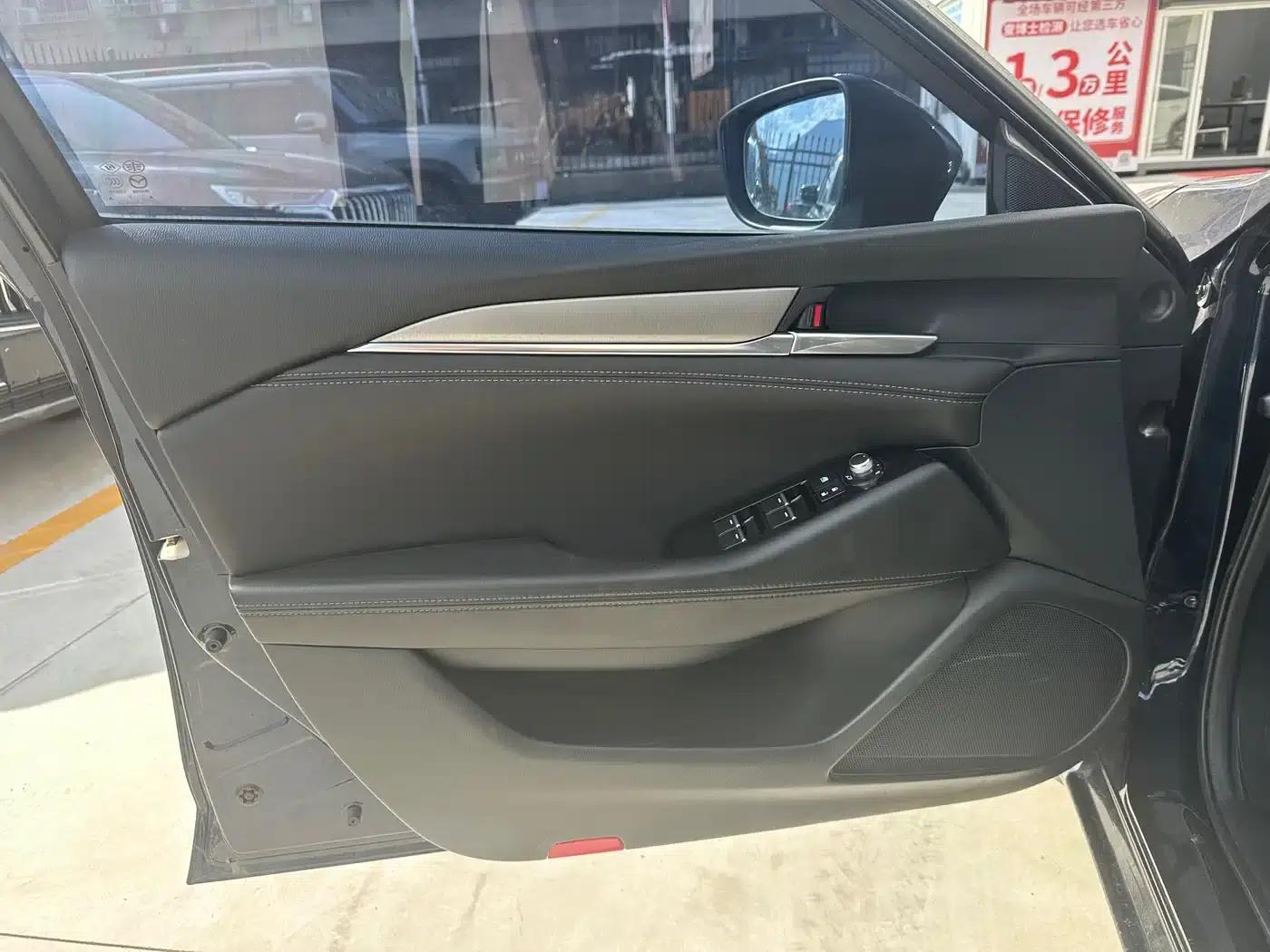 Mazda6 Atenza 2020 2.5L Blue Sky Sport Edition — миниатюра 14