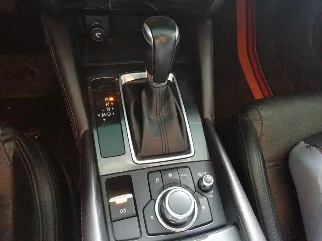 Mazda6 Atenza 2017 2.0L Blue Sky Luxury Edition — миниатюра 6