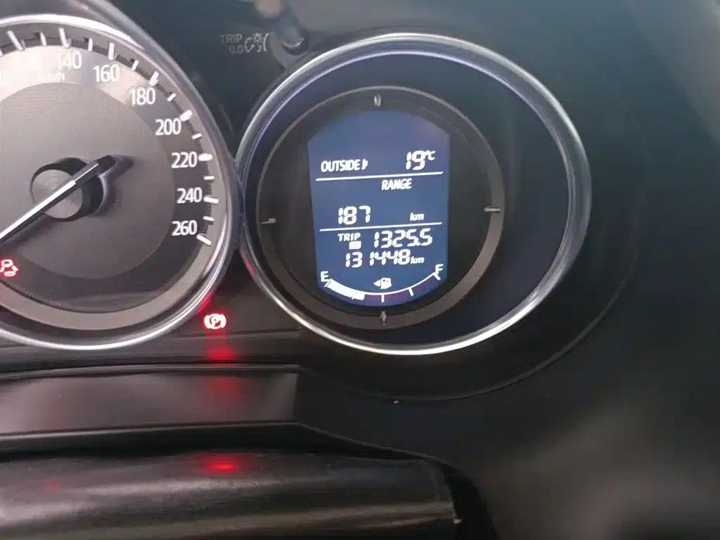 Mazda6 Atenza 2017 2.5L Blue Sky Sport Edition — миниатюра 5