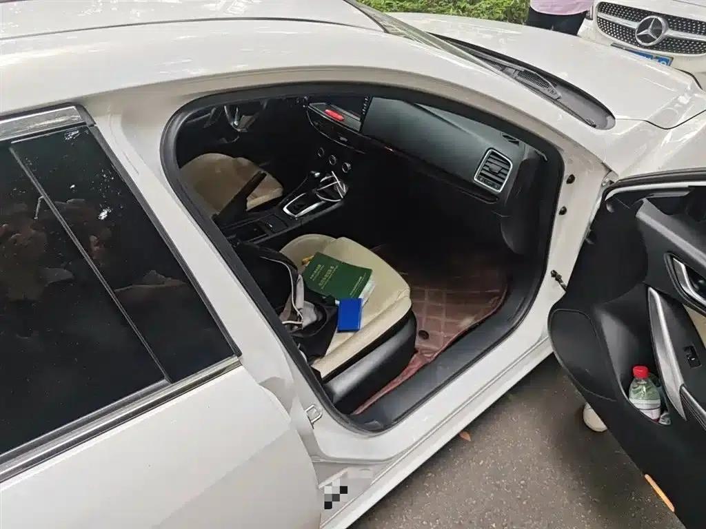 Mazda6 Atenza 2014 2.0L Blue Sky Luxury Edition — миниатюра 20