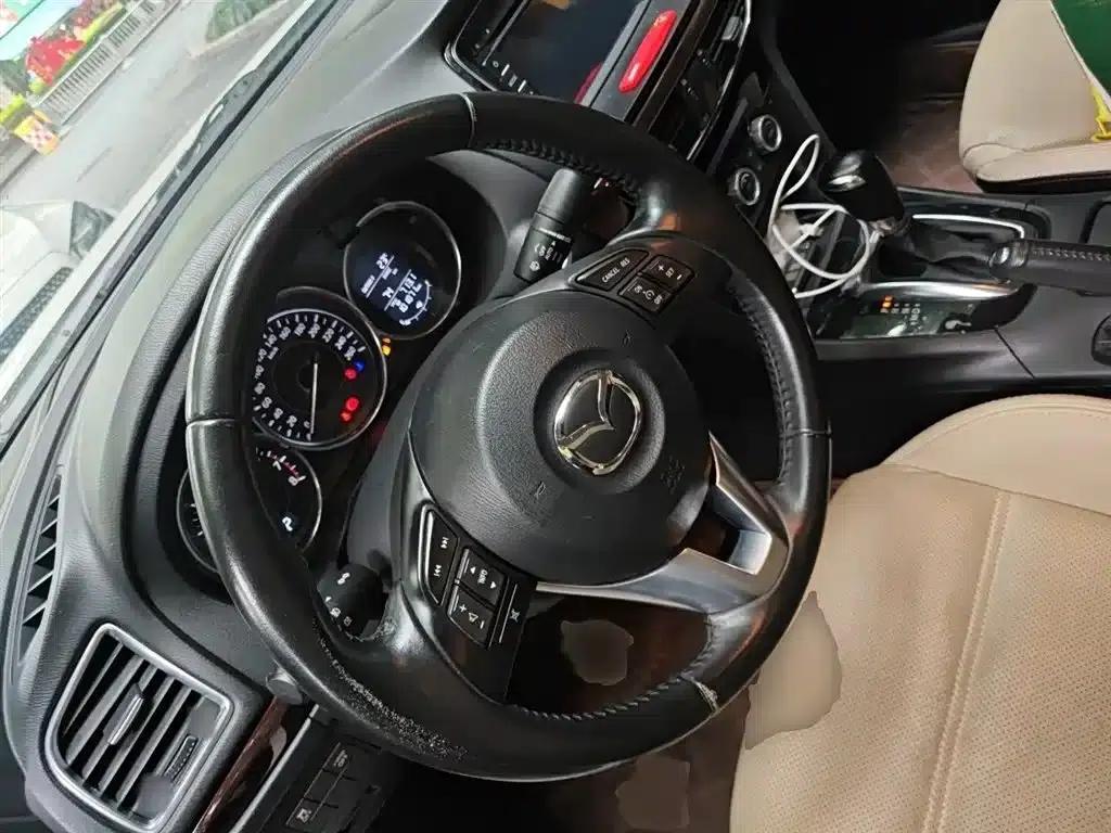 Mazda6 Atenza 2014 2.0L Blue Sky Luxury Edition — миниатюра 3