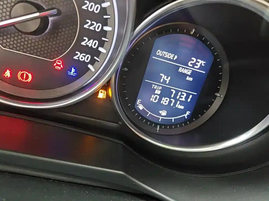 Mazda6 Atenza 2014 2.0L Blue Sky Luxury Edition — миниатюра 5