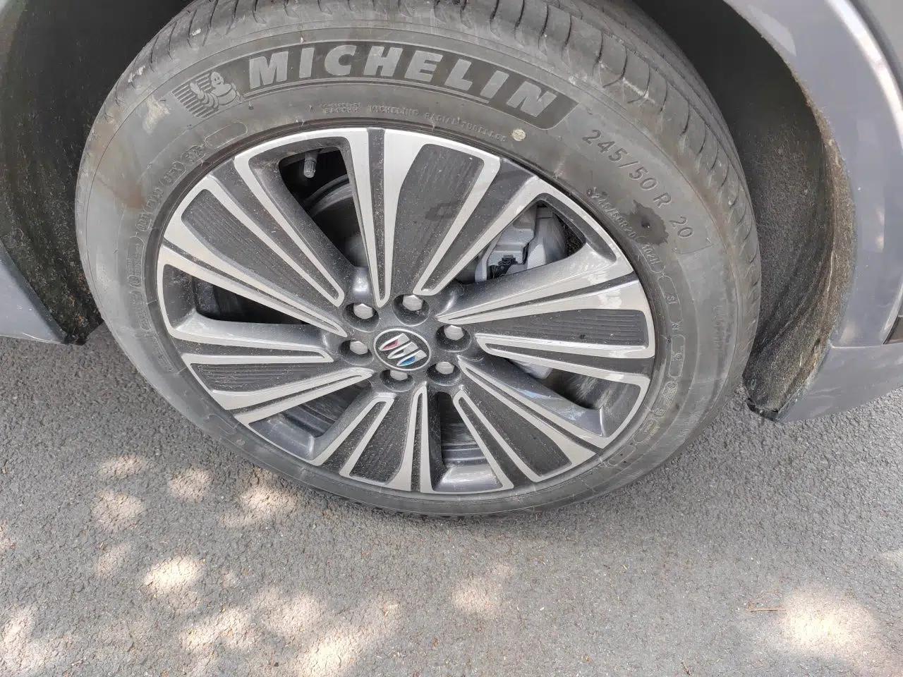 Buick E5 2023 Zhenxiang Standard Range Edition — миниатюра 8