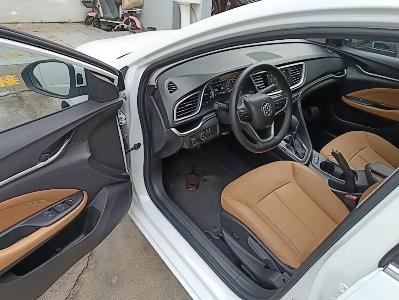 Buick Excelle GX 2018 18T Automatic Flagship Model — миниатюра 19