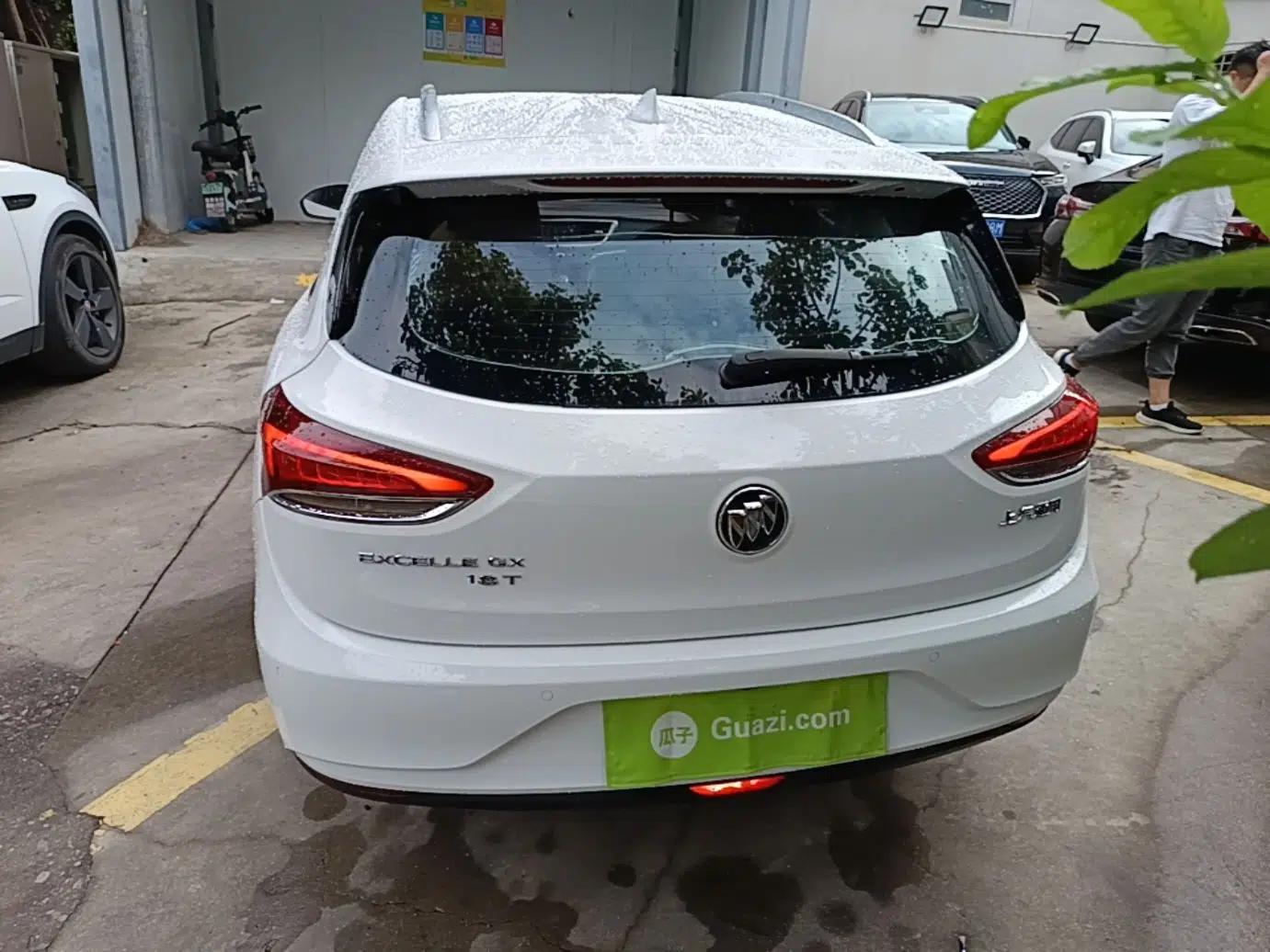 Buick Excelle GX 2018 18T Automatic Flagship Model — миниатюра 5