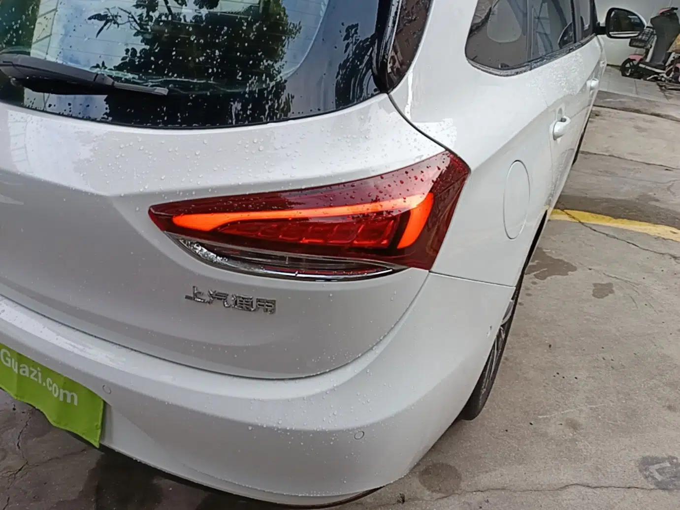 Buick Excelle GX 2018 18T Automatic Flagship Model — миниатюра 7