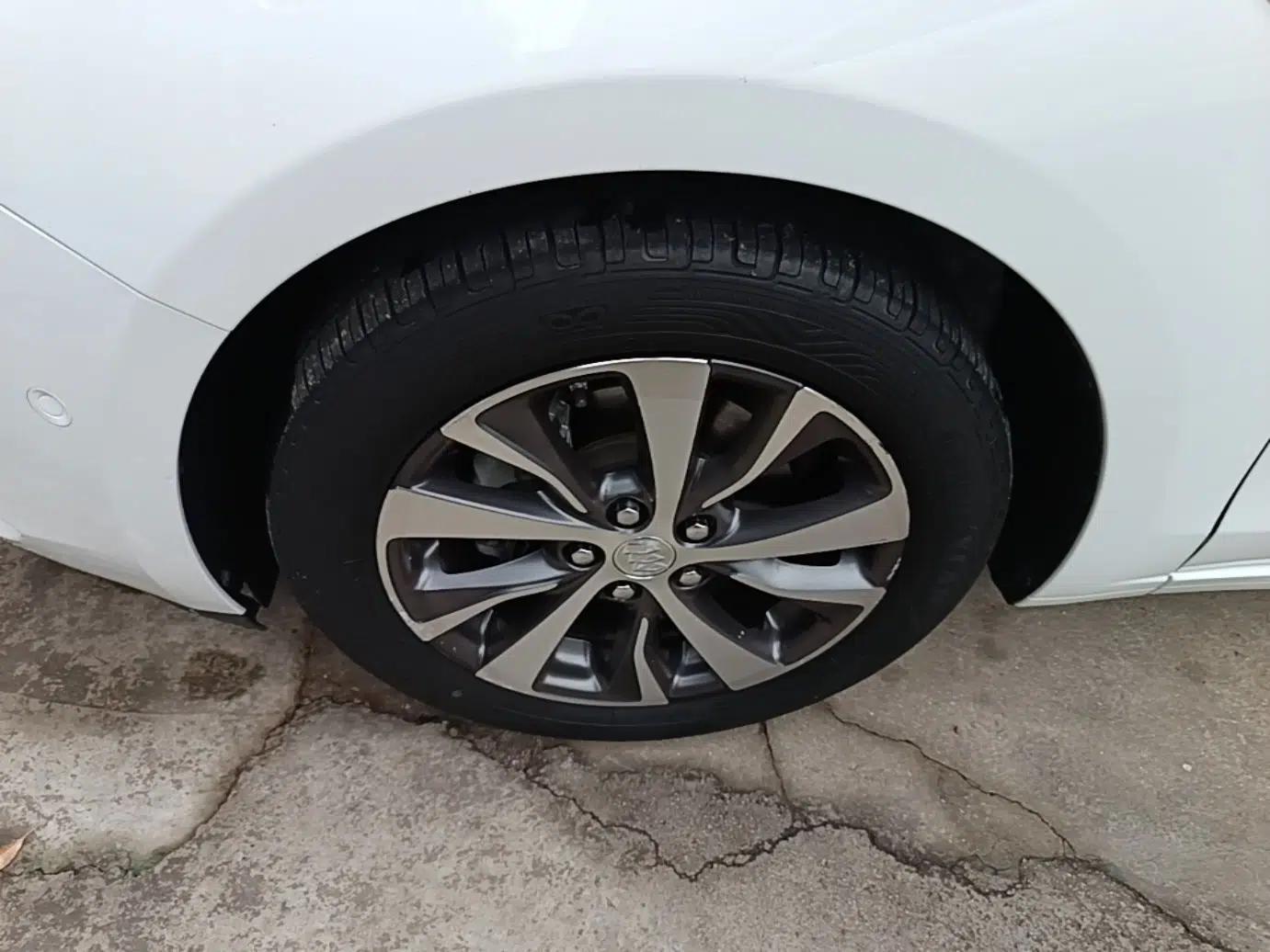 Buick Excelle GX 2018 18T Automatic Flagship Model — миниатюра 8
