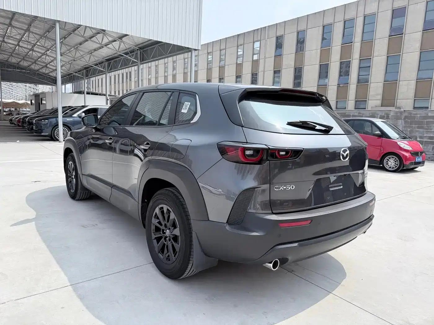 Mazda CX-50 Leading Edition 2023 2.0L — миниатюра 4