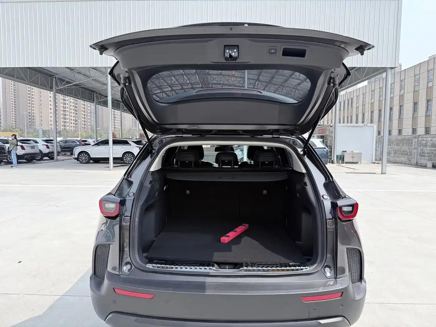 Mazda CX-50 Leading Edition 2023 2.0L — миниатюра 6