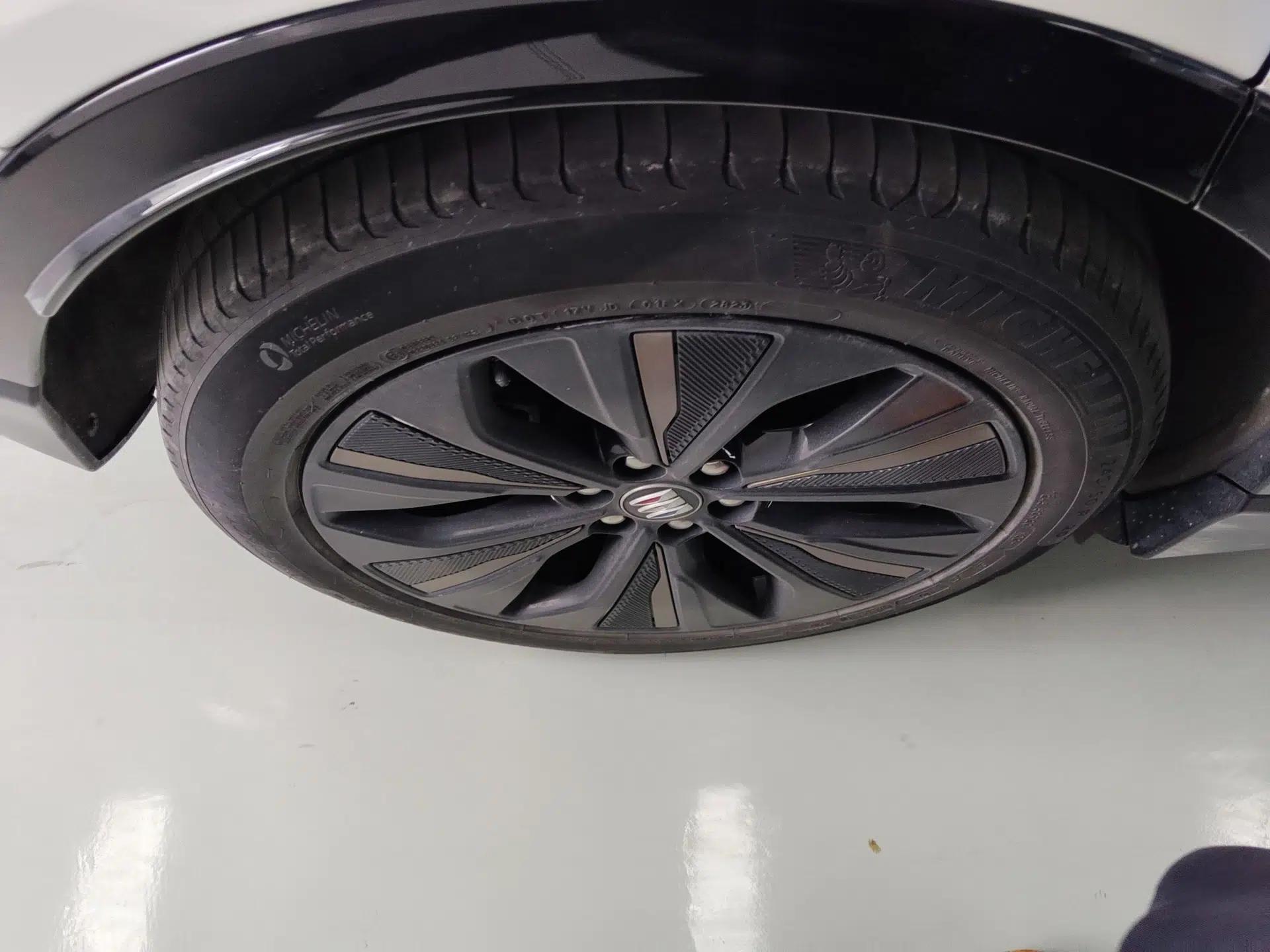 Buick E4 2023 GS Edition — миниатюра 10