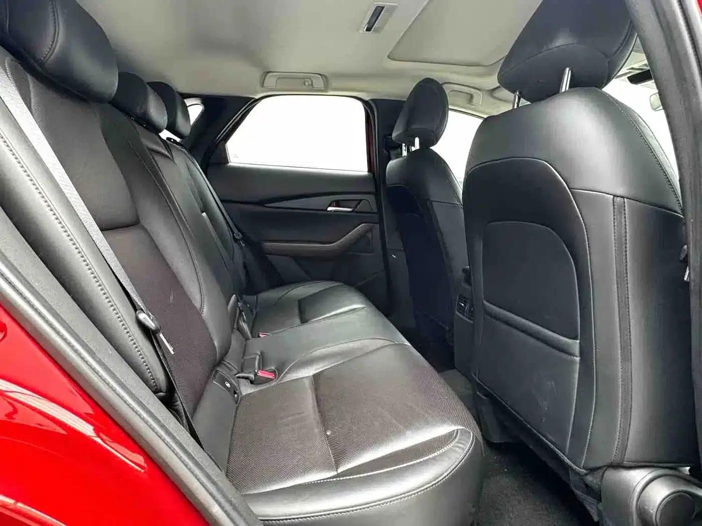 Mazda CX-30 2021 2.0L Automatic Premium Edition — миниатюра 12