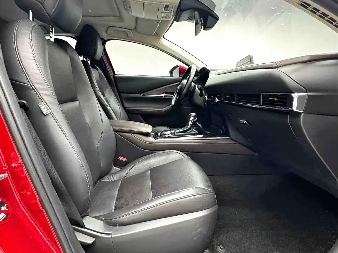 Mazda CX-30 2021 2.0L Automatic Premium Edition — миниатюра 13