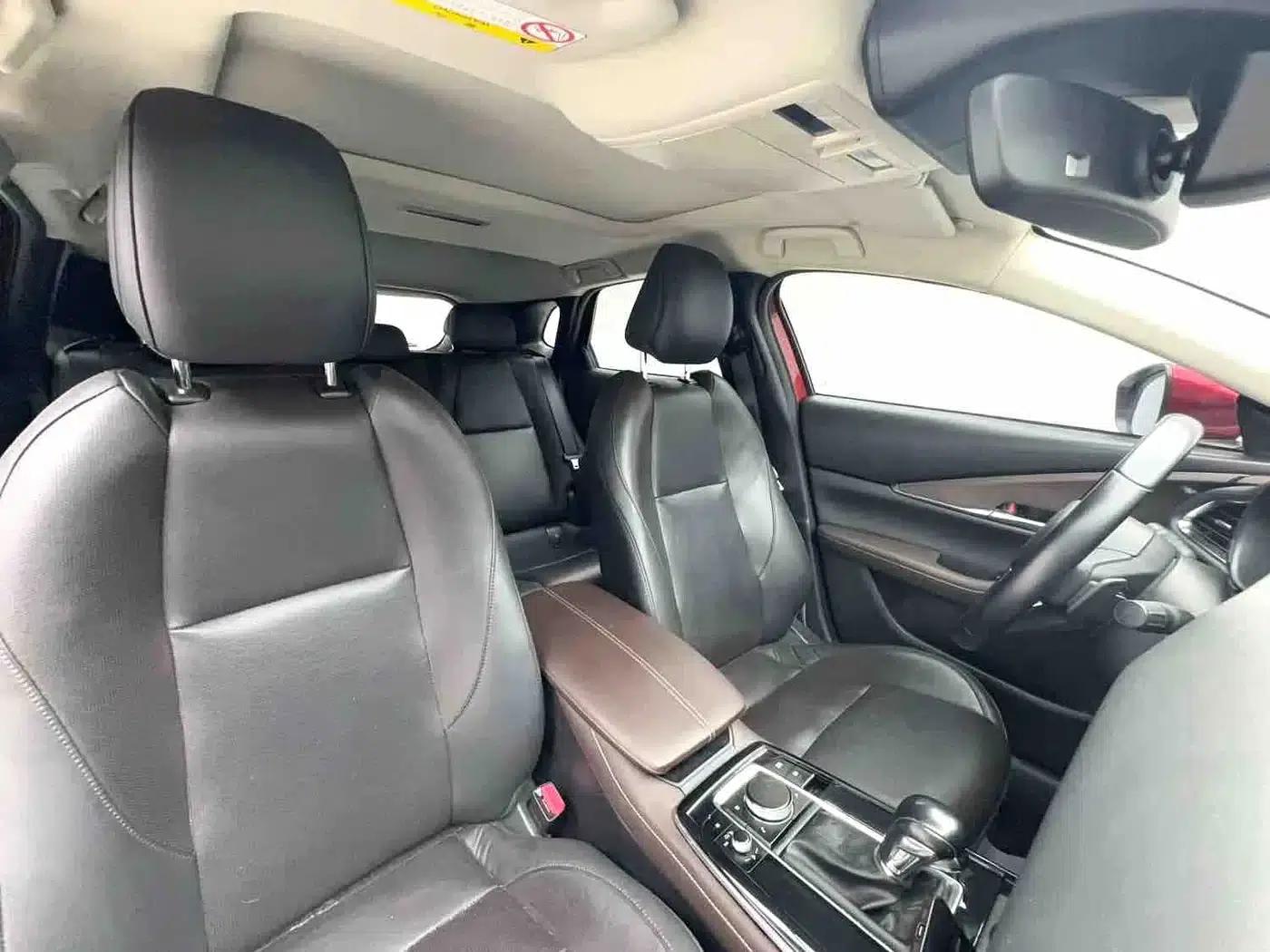 Mazda CX-30 2021 2.0L Automatic Premium Edition — миниатюра 15