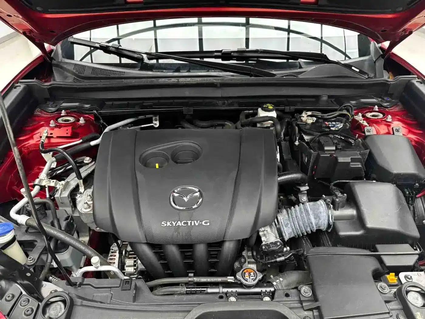 Mazda CX-30 2021 2.0L Automatic Premium Edition — миниатюра 17