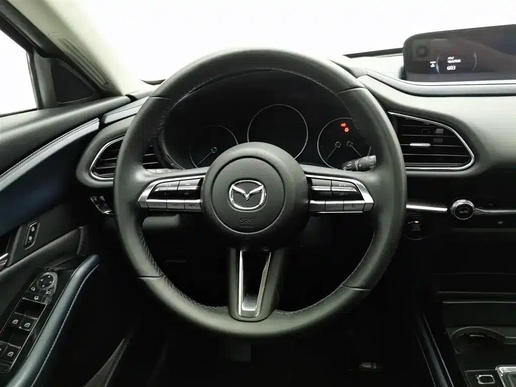 Mazda CX-30 2020 2.0L Automatic Comfort Edition — миниатюра 11