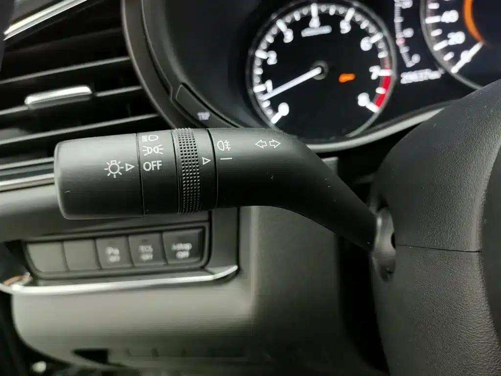 Mazda CX-30 2020 2.0L Automatic Comfort Edition — миниатюра 21