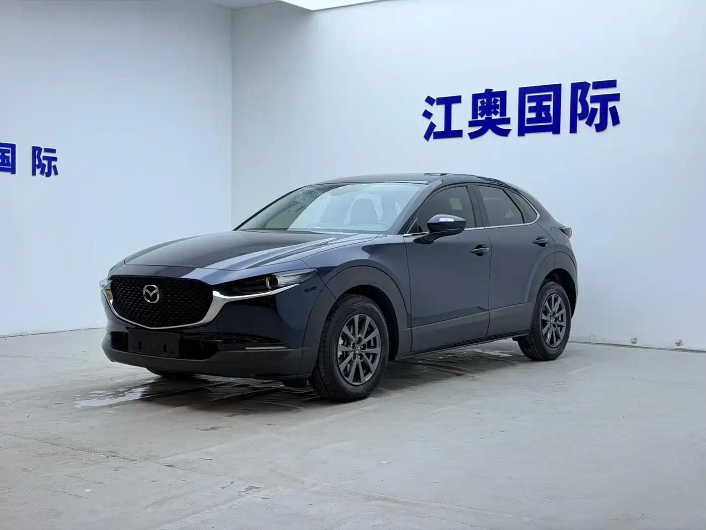 Mazda CX-30 2021 2.0L Automatic Premium Edition — миниатюра 1