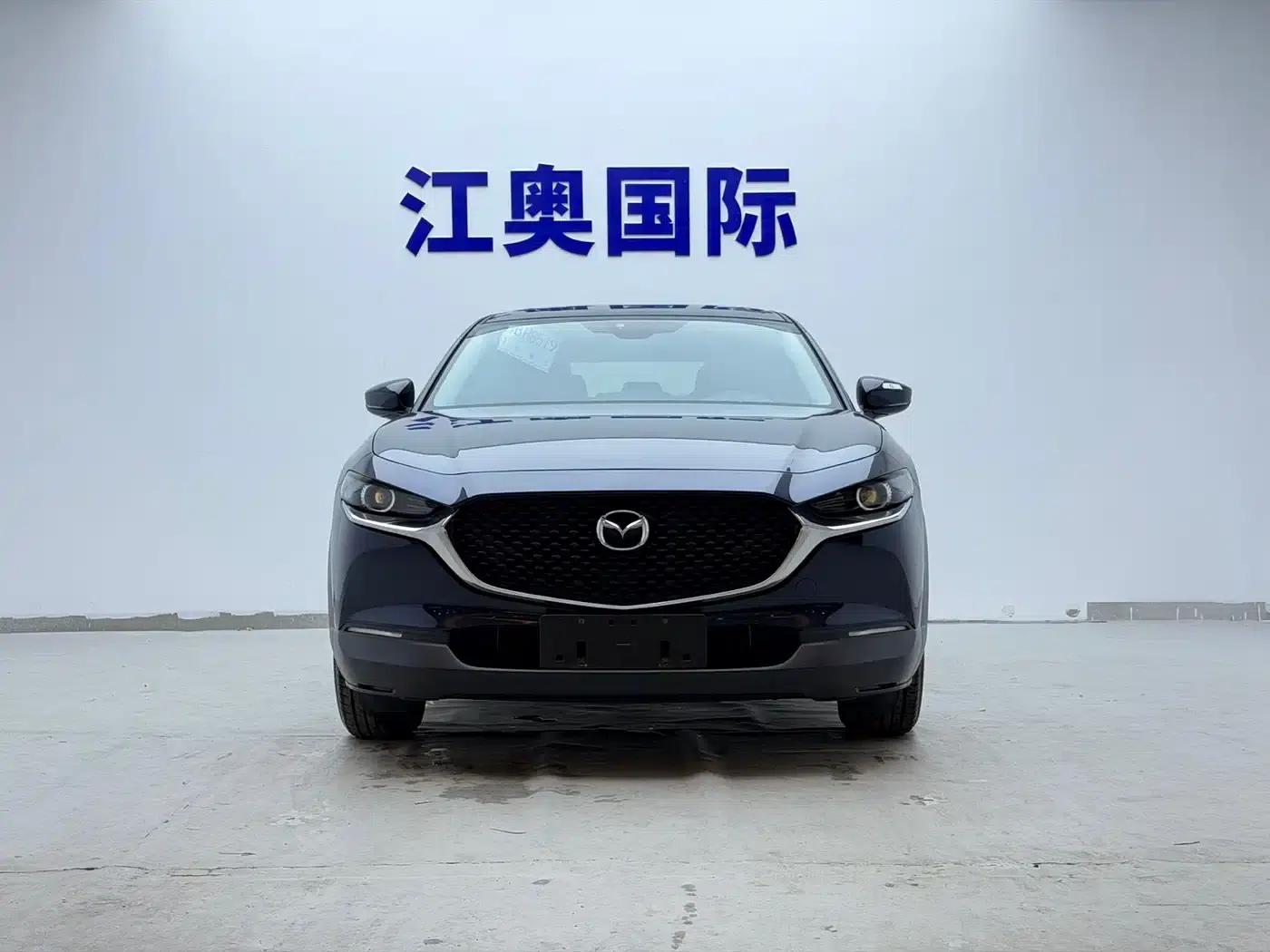 Mazda CX-30 2021 2.0L Automatic Premium Edition — миниатюра 2