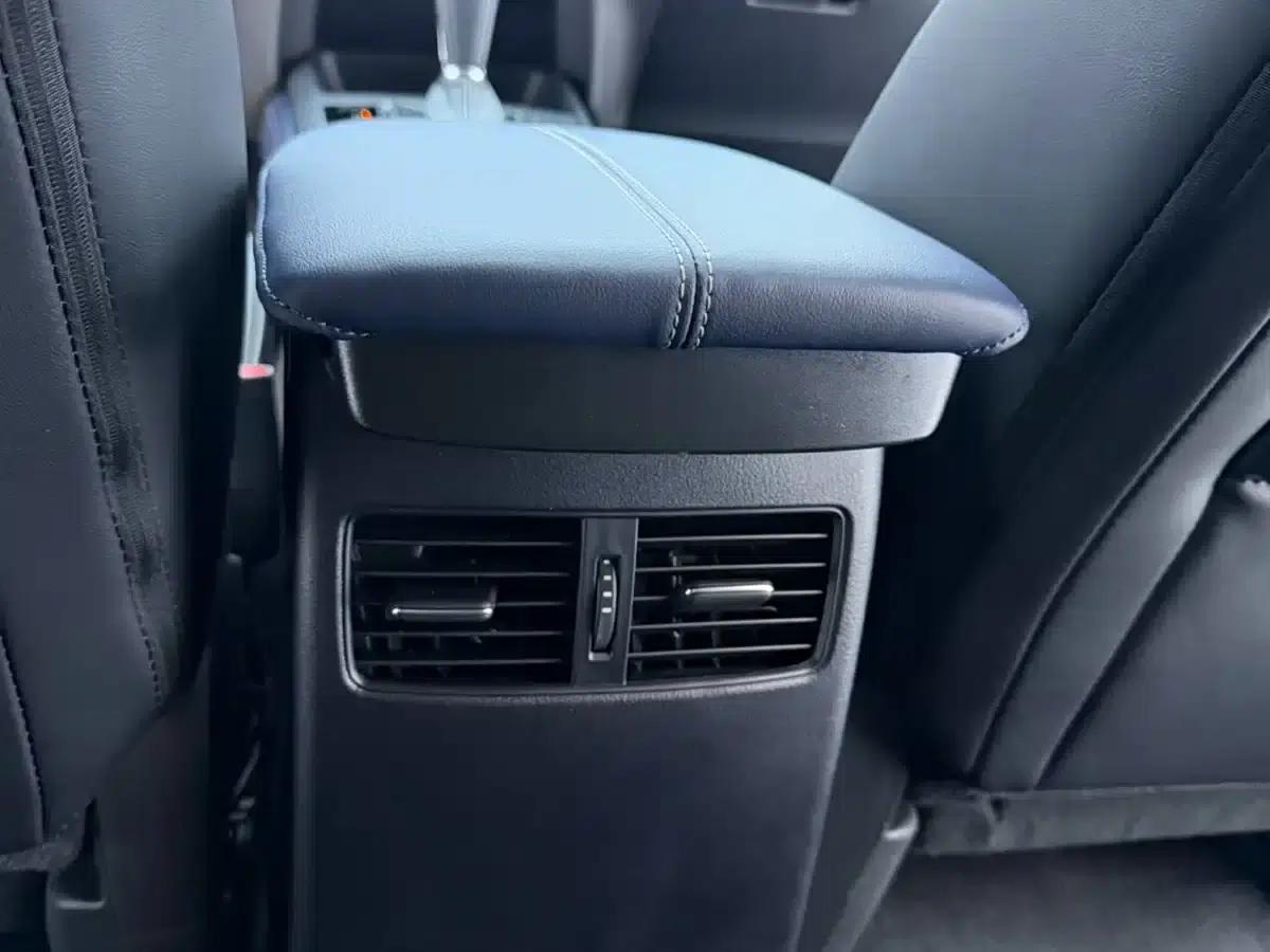 Mazda CX-30 2021 2.0L Automatic Premium Edition — миниатюра 17