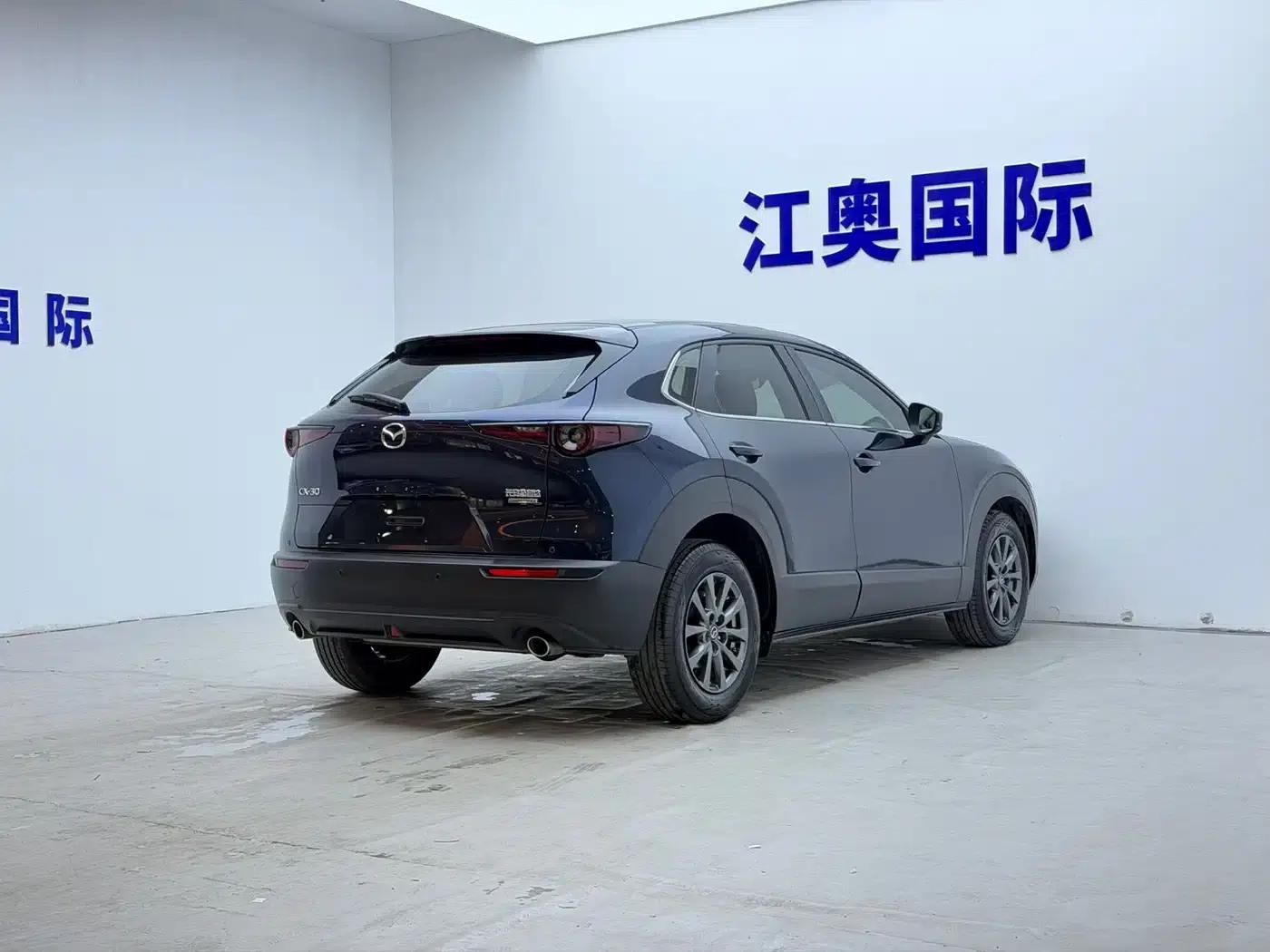 Mazda CX-30 2021 2.0L Automatic Premium Edition — миниатюра 20