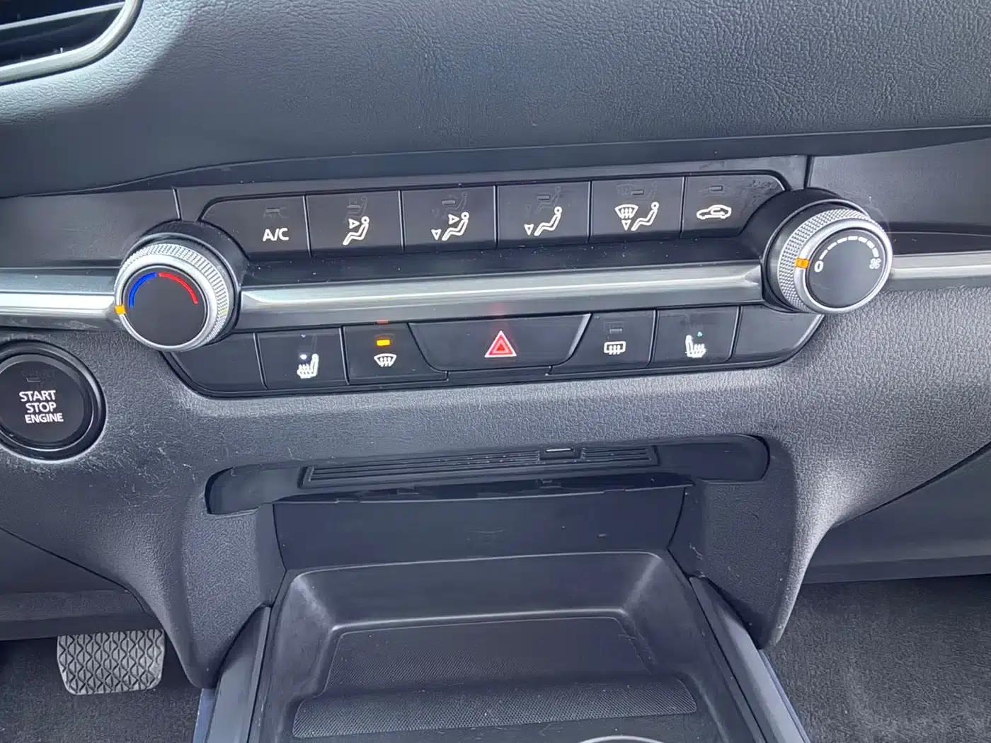 Mazda CX-30 2021 2.0L Automatic Premium Edition — миниатюра 9