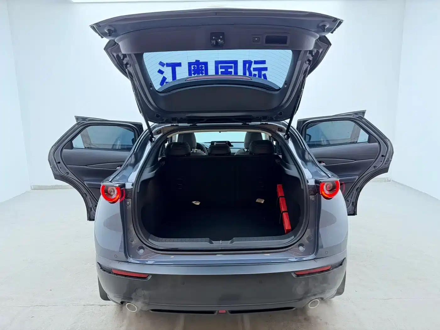 Mazda CX-30 2021 2.0L Automatic Premium Edition — миниатюра 21