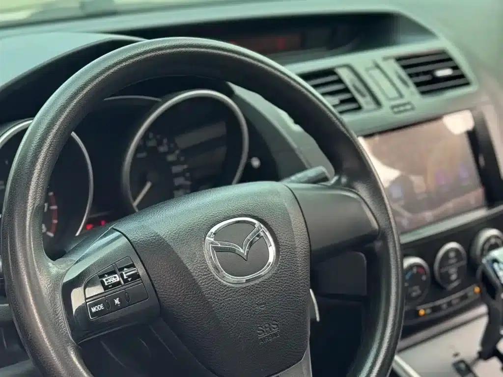Mazda 5 2013 2.0L Automatic Comfort Model — миниатюра 5