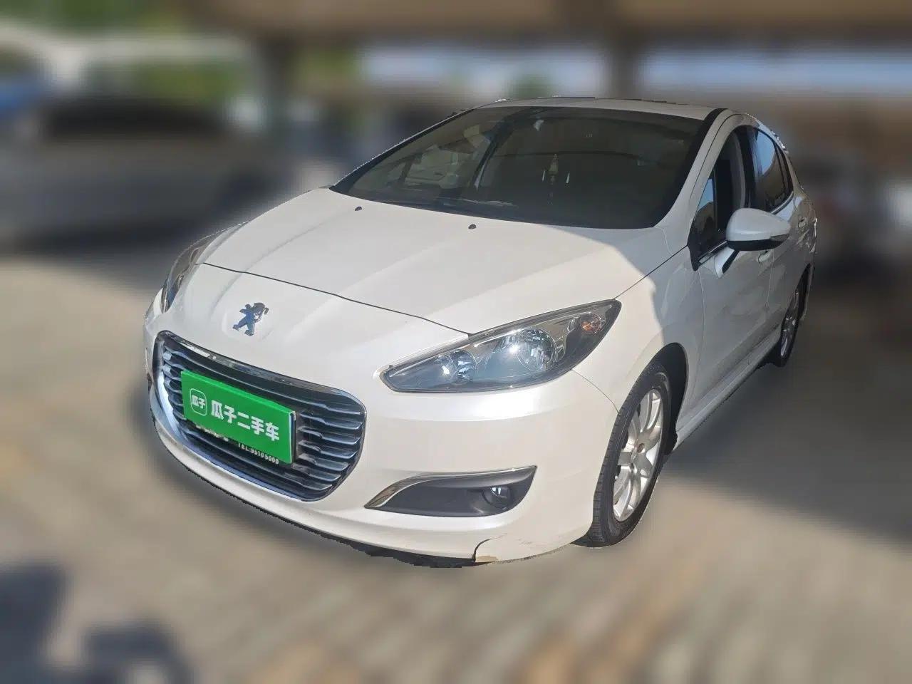 Peugeot 308 2014 Enjoy Edition Classic 1.6L Automatic Premium Model — миниатюра 1