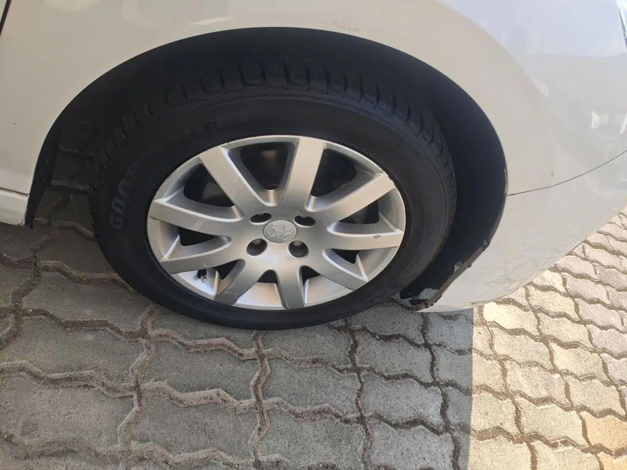 Peugeot 308 2014 Enjoy Edition Classic 1.6L Automatic Premium Model — миниатюра 8