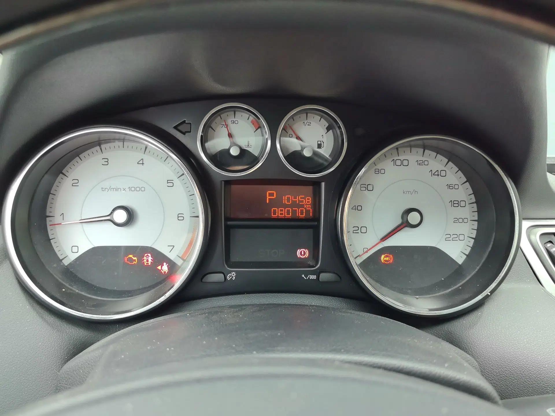 Peugeot 308 2013 1.6L Automatic YouShang Model — миниатюра 12