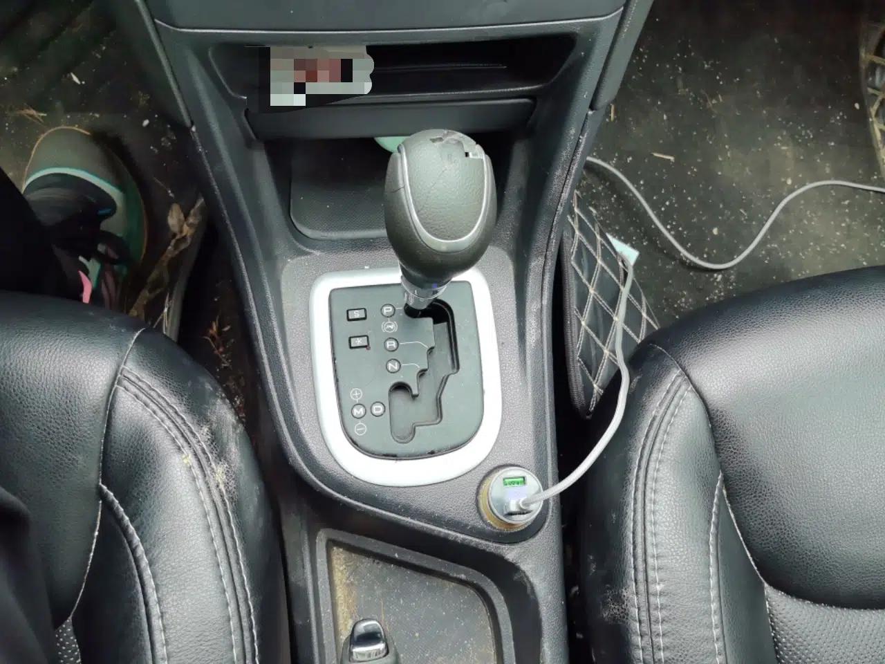 Peugeot 308 2013 1.6L Automatic YouShang Model — миниатюра 15