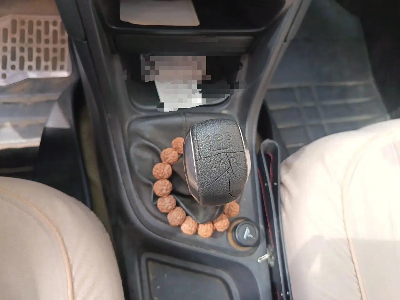 Peugeot 308 2013 1.6L Manual YouShang Model — миниатюра 15