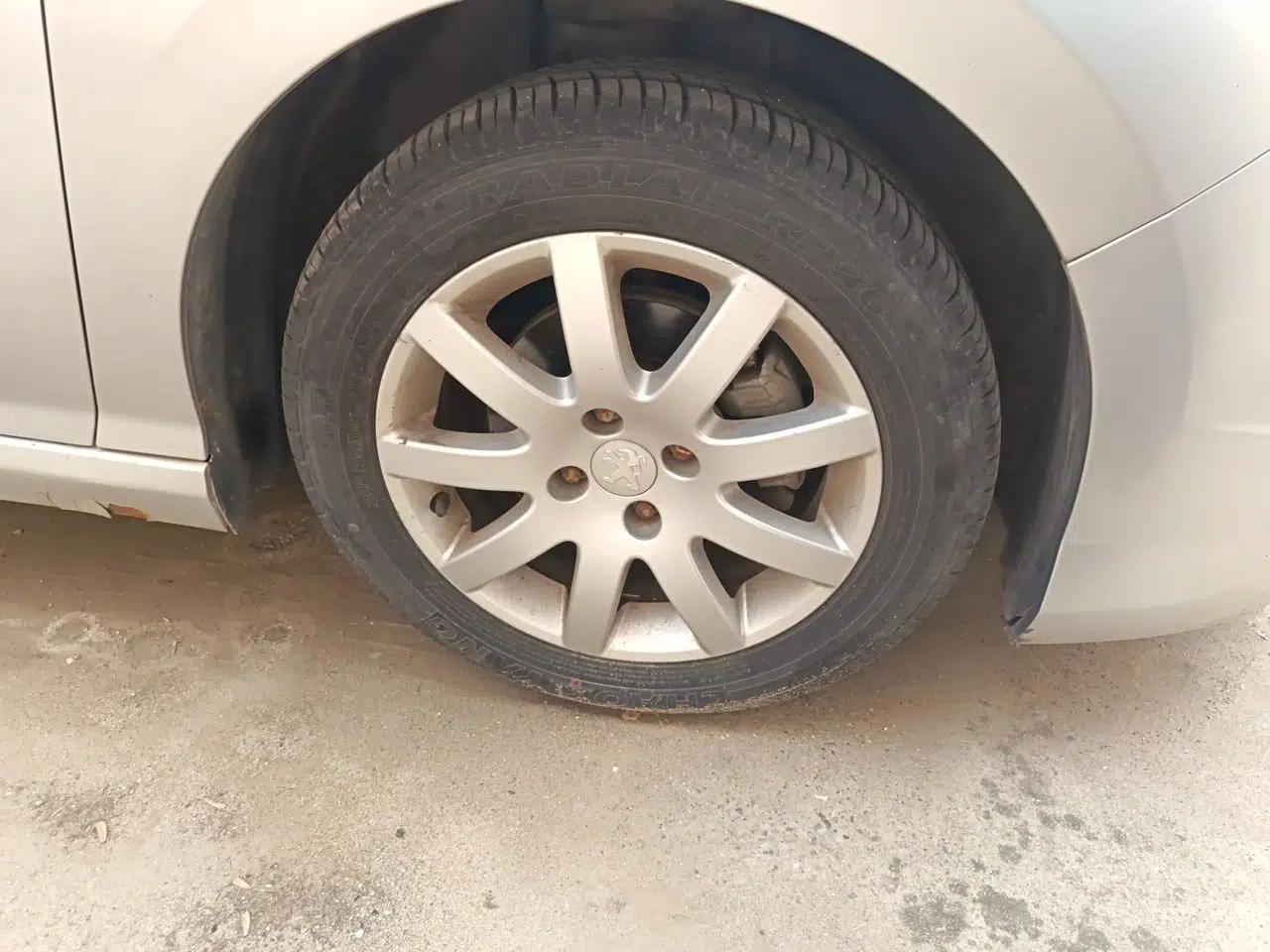 Peugeot 308 2013 1.6L Manual YouShang Model — миниатюра 8