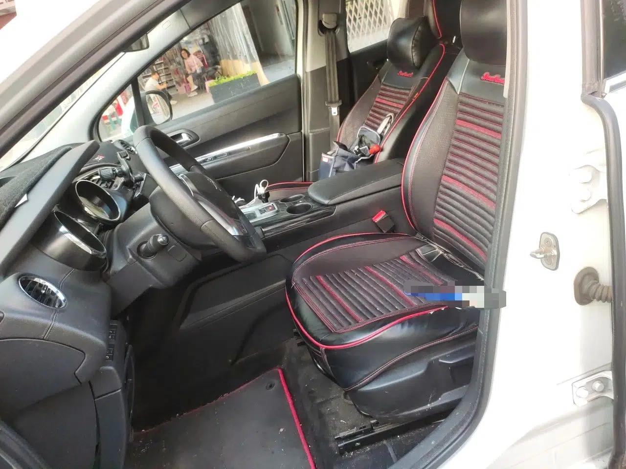 Peugeot 3008 2015 2.0L Automatic Classic Edition — миниатюра 16