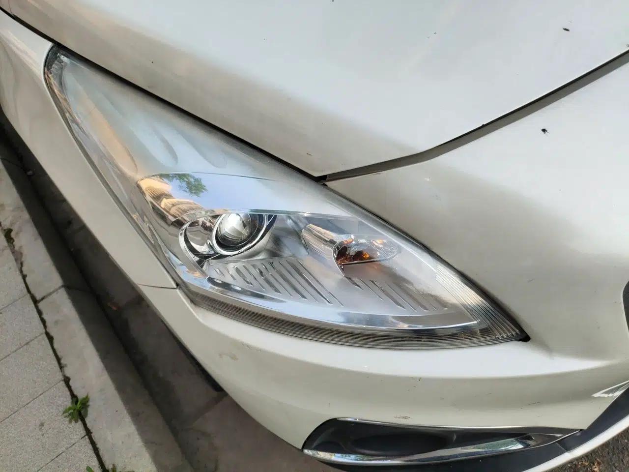Peugeot 3008 2015 2.0L Automatic Classic Edition — миниатюра 7